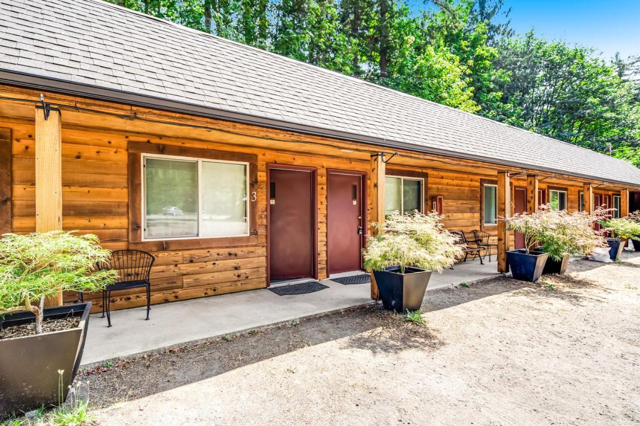 Mount Skokomish Room 3 At Mount Walker Inn Quilcene Exterior photo